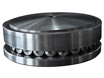 Roulement avec vis de blocage